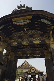 Asia Travel Guide Drucke: Main gate and building
