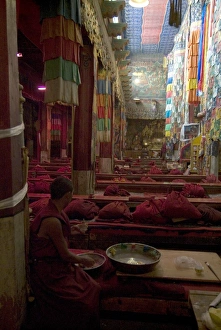 Tibetan Monastery Architecture Drucke: Main prayer hall, Samye Monastery, Tibet, China, Asia