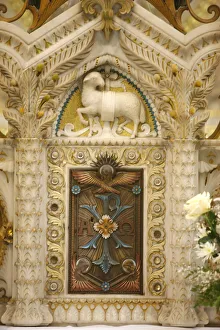 French Catholic Architecture Drucke: Main tabernacle in Fourviere Basilica, Lyon, Rhone, France, Europe
