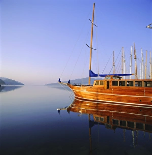 Blue Horizon View Drucke: Marmaris harbour