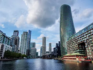London Skyline Images Drucke: Millwall Inner Dock and Arena Tower, Isle of Dogs, London, England, United Kingdom, Europe