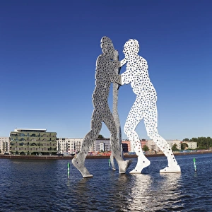Berlin Landmarks Drucke: Molecule Man by Jonathan Borofsky, Spree River, Treptow, Berlin, Germany, Europe