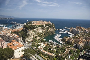 Drucke von Monaco-Ville und der Hafen von Fontvieille in Monaco an der Kôte d'Azur im Mittelmeer in Europa Monaco Drucke: Monaco-Ville und der Hafen von Fontvieille in Monaco auf der Kôte d'Azur im Mittelmeer in Europa