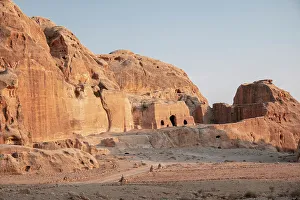 Denkmalsinnere im Petra beleuchtet bei Sonnenuntergang in der Stadt Petra ein Denkmal für das Weltkulturerbe von der Vereinten Nationen (UNESCO) in Jordaniens Mittlerer Osten