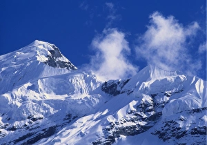 Cloud Formations In Mountains Drucke: Mountain Range, Nepal, Asia