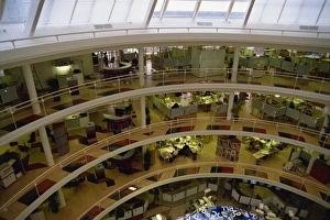 Contemporary Office Design Europe Drucke: Newspaper offices