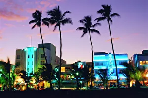 Drucke von Sonnenuntergang am Ocean Drive in Süd- und Miami Beach, Florida (USA) Bilder Datiert 2009 Januar: Meerstrand Sonnenuntergang