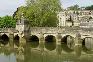 Avon Drucke: Alter Brücke und Fluss Avon in Bradford auf dem Avon im Vereinigten Königreich Großbritannien Südwestengland Wiltshir