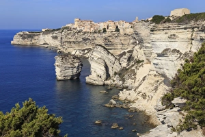 Mediterranean Rock Formations Drucke: Old citadel and cliffs, interesting rock formations