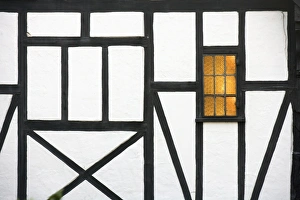 English Countryside Architecture Drucke: Old timber framed house with light in window, Chilham, Kent, England, United Kingdom