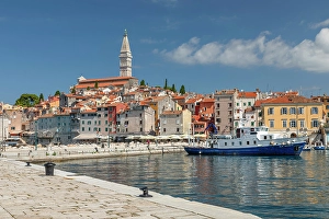 Croatian Coastal Towns Drucke: Old town with Cathedral of St. Euphemia, Rovinj, Istria, Croatia