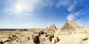 Great Pyramid Of Giza Drucke: Panoramic view of the Great Pyramid of Giza complex