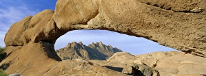 Spitzkoppe Rock Formation Drucke: Panoramic view of rock arch