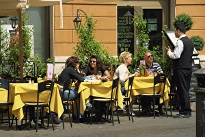 Rome Cityscape Photos Drucke: Pavement cafe