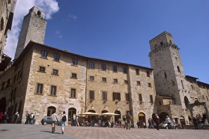 Devils Tower National Monument Drucke: Piazza della Cisterna and Devils tower on right