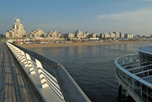 European Beach Towns Drucke: Pier at Scheveningen