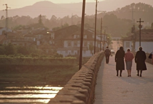 Contemporary Urban Architecture Drucke: Ponte do Lima