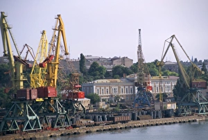 European Ports Drucke: Port with cranes