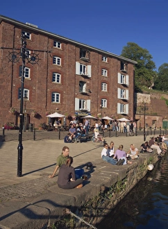 Great Britain City Breaks Drucke: Quayside pub and restaurant, Exeter, Devon, England, United Kingdom, Europe