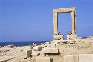 Temple Of Apollo Greece Drucke: Remains of the Temple of Apollo