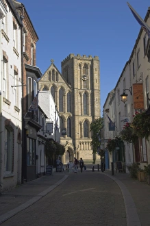 Dom von Ripon aus dem Fußgängerbereich in Ripon im Norden von Nord-Yorkshire in England
