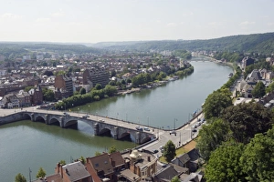 High Angle Photography Europe Drucke: River Meuse, panoramic city view, Namur, Wallonia, Belgium, Europe