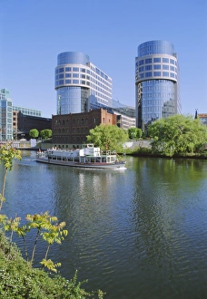 Berlin Urban Landscape Photography Drucke: River Spree at Helgolander Ufer