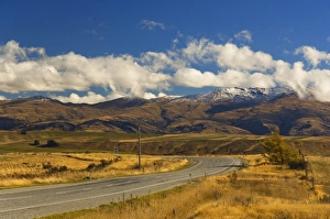 New Zealand Rural Landscape Drucke: Road and Dunstan Range