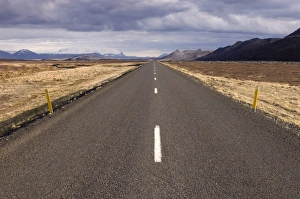 Island Drucke: Die Straße nach Husavík