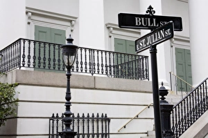 Drucke von Straßenzeichen im Johnsonsplatz, Savannah (Georgia), Vereinigte Staaten von Amerika Nordamerika Georgien Drucke: Straßenzeichen im Johnson Square