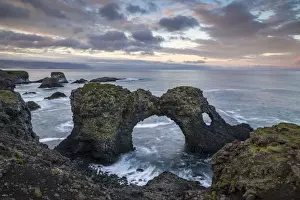 Polar Regions Scenic Views Drucke: Rock formations, Arnarstapi, Snaefellsnes Peninsula, Iceland, Polar Regions