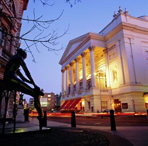 Drucke von Das Königliche Opernhaus im Covent-Garden in London (England) im Vereinigten Königreich Theater Drucke: Das Königliche Opernhaus in Covent Garden, London (England), Vereinigtes Königreich
