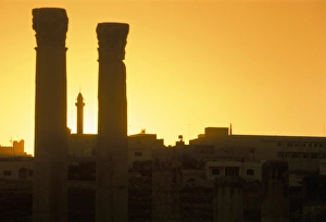 Jerash Ruins Drucke: Ruins at sunset