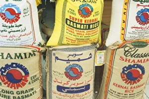 Dubai Spice Souk Drucke: Sacks of rice