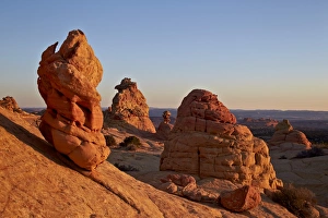 Arizona Sandstone Formations Drucke: Sandstone formatios at first light