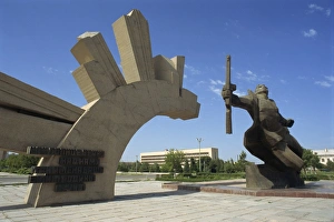 Drucke von Denkmal des Zweiten Weltkrieges in Bukharo, Usbekistan im Zentralasien Bukhara Drucke: Zweiter Weltkrieg-Denkmäler in Bukharo (Usbekistan), Zentralasien und Asien