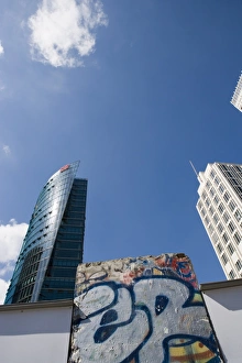 Potsdamer Platz Architecture Drucke: Section of the Berlin Wall