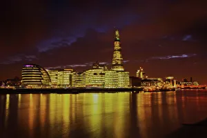 Museum Drucke: Der Shard im Stadtteil Southwark in der Nähe von Tower Bridge und dem River Thames ist ein bekannter Wahrzeichen