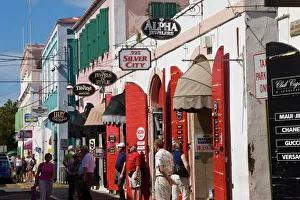 Drucke von Läden entlang der zentralen Hauptstraße in Charlotte Amalie auf den US-Britischen Inseln im östlichen Karibikraum und Zentralkaribika Bilder Datiert 2008 Januar: Läden entlang der zentralen Hauptstraße in Charlotte Amalie, US-Virgin-Inseln