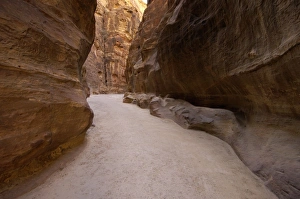 Jordan Tourism Destination Drucke: The Siq, Petra