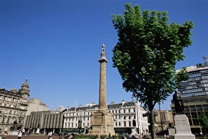 Western European Cityscape Drucke: Sir Walter Scott column