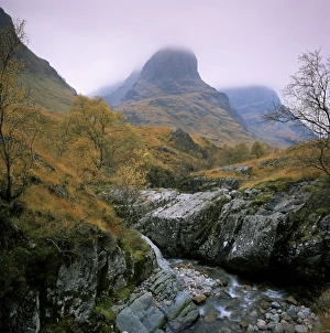 Highland Region Travel Guide Drucke: The Three Sisters