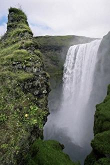 Iceland Travel Destinations Drucke: Skogarfoss