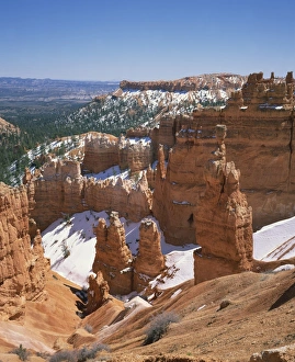 Snowy Rock Formations Drucke: Snow on pinnacles and rock formations in the Bryce