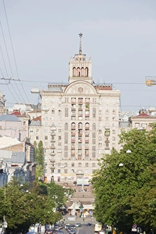 Drucke von Architektur der Sowjetzeit am Vulkan Kreshchatyk in Kyiv, Ukraine und Europa Verwandte Bilder Drucke: Architektur der Sowjetzeit am bulwandel KreshchatYK in Kirow (Kiew), Ukraine