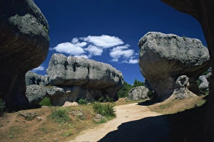 Physical Geography Of Spain Drucke: Spectacular limestone formations, Ciudad Encantada, Cuenca, Castilla-La Mancha