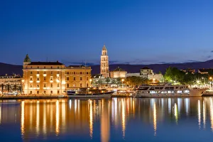 Cathedral Of Saint Domnius Drucke: Split Harbour with Cathedral of Saint Domnius, Split, Dalmatian Coast, Croatia, Europe