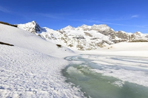 Graubunden Canton Tourism Drucke: Spring thaw at Bernina Pass, St. Moritz, Upper Engadine, Canton of Graubunden, Switzerland