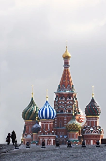 Moscow Tourist Attractions Drucke: St. Basils Cathedral in the evening, Red Square, UNESCO World Heritage Site