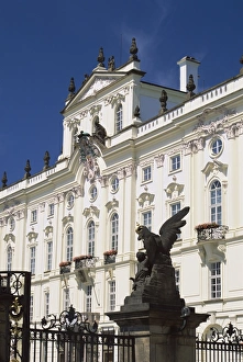 Prague City Attractions Drucke: Statue of battling titans in foreground, Archbishopss Palace, Prague